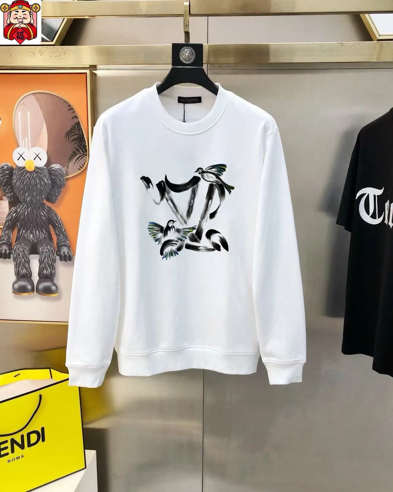 🅿️220 brand [LV Louis Vuitton] (good news for fat people) 2025ss autumn latest long-sleeved round-neck sweatshirt, on sale simultaneously on the official website. Refreshing and breathable. Made of top Tencel Roman. Comfortable and soft. 3D three-dimensional clarity. Super fashion sense. Great for gifting and keeping for yourself. Size: M-5XL (can wear up to 220 pounds)